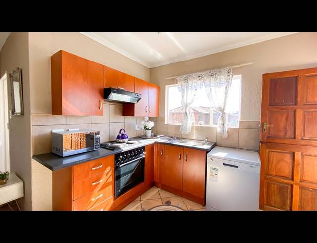 1 BEDROOM APARTMENT FOR SALE IN KRUGERSRUS